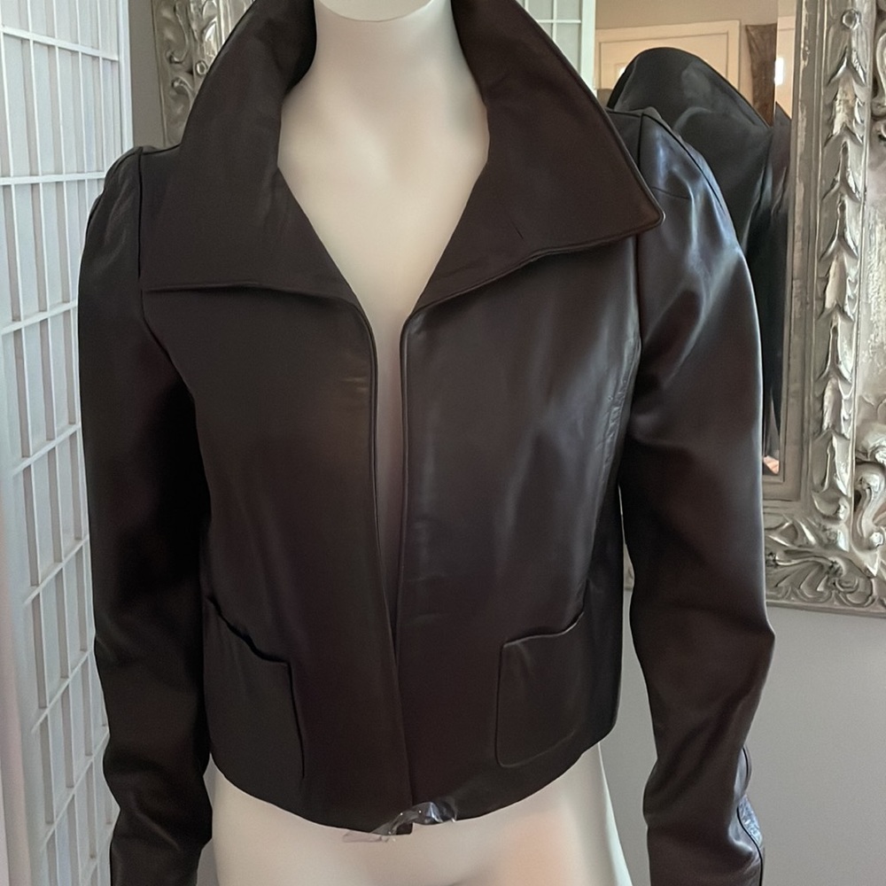 Oscar De La Renta Cropped Brown Leather Jacket size 6